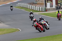 Vintage-motorcycle-club;eventdigitalimages;mallory-park;mallory-park-trackday-photographs;no-limits-trackdays;peter-wileman-photography;trackday-digital-images;trackday-photos;vmcc-festival-1000-bikes-photographs